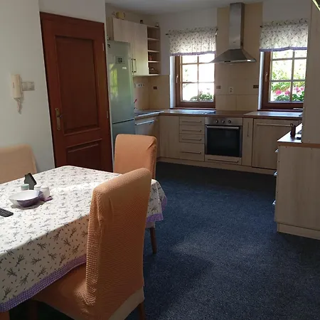 Tri Korunky Bed & Breakfast 3*